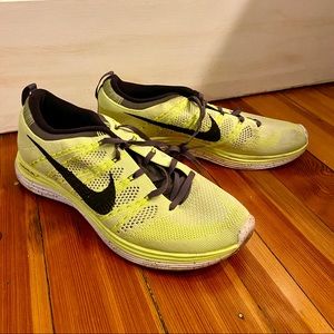 Nike Flyknit Lunar 1+ Volt Men’s Jogging Shoes